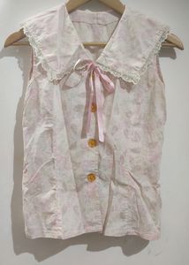 coquette vintage Lace top