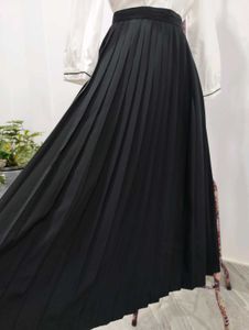 Black Pleated Midi Skirt