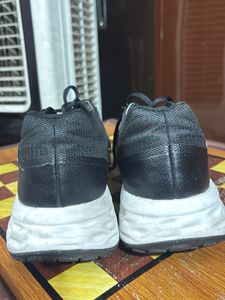 NIke Men Revolution 6  Size-11UK