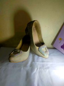 Elegant Sparkly Ballerinas