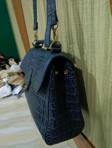 Stylish Blue Crocodile 🐊 Print Handbag