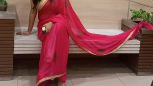 Gulabi Saree 🎀✨