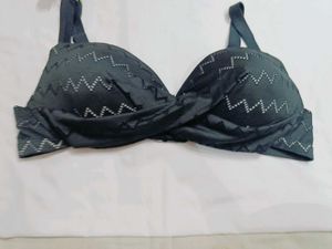 🇳🇿💫🎀Elegant Black Bra