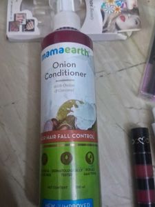 Mamaearth Onion Conditioner