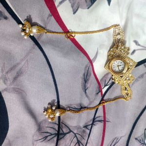 Sparkling Rhinestone Bracelet Watch