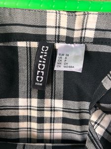 H&M Divided Plaid Top