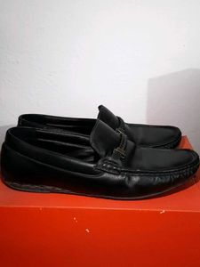 Men&#39;s Black Leather Loafers