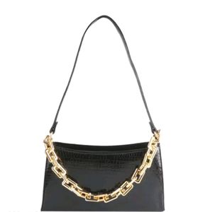 Price Drop🔥 Brand New Black handbag
