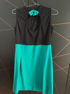 Stylish Two-Tone Sleeveless Dress