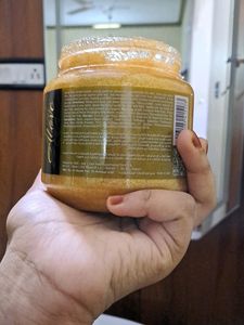 Big Cup Gold  Scrub