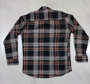 MH Solo Deluxe XL Shirt