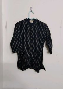 Zola Black Tunic