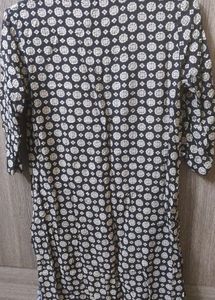 Avaasa Kurta
