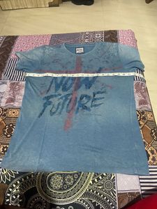 💥 Cool &amp; Comfy Graphic Tee for Sale! 💥