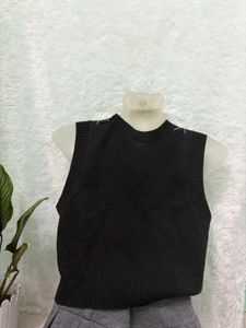 H&amp;M Argyle Knit Vest ❤️