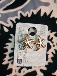 Gold Starfish Earrings