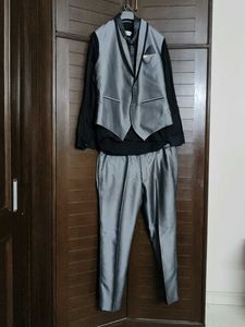 Men Grey Printed Vest 3 Piece Set