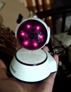 Robotic Wireless IP Security HD Camera (Wifi)