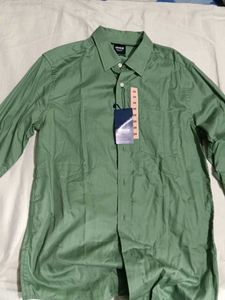 MAX Green Casual Shirt - Size 39