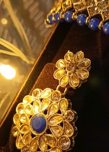 Blue Colour Chokar With Earrings