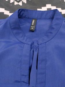 XS Women&#39;s Long Sleeve Top