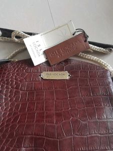 Isle Locada by Hidesign Leather Bag