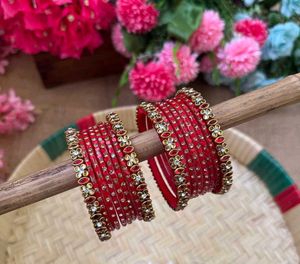 beautiful glass Bangle Set