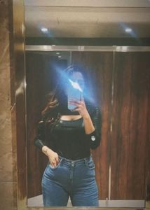 SheinTop/ Jeans