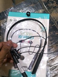 Lebon Neck Band
