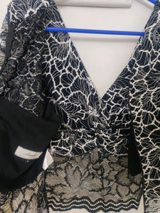 New Black Net Tshirt