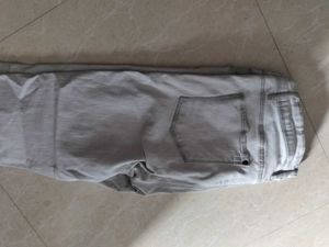 Light Wash Denim Jeans