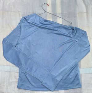 Fitted off-shoulder top