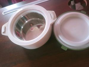 Simple small container