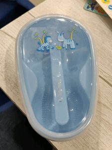 Feeding Bowl With Spoon.
