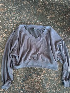 Dark Grey V-Neck Cropped Sweatshirt