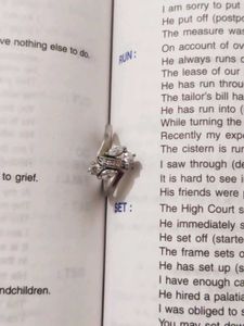 Vintage Floral Diamond Ring