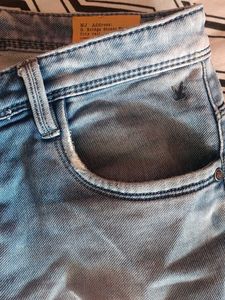 Light Wash Denim Jeans