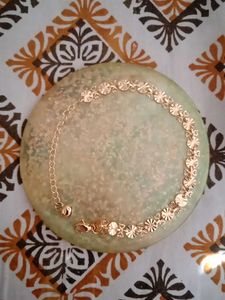 Beautiful Golden Anti-tarnish Bracelet