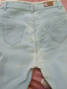 NEW TAG JEANS