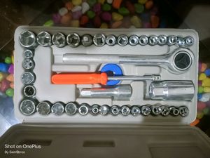 Aiwa Tools Box 40 Pcs