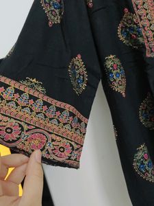 Printed Black Top