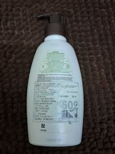 Aveeno - Daily Moisturising Lotion