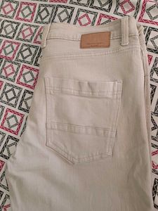Men&#39;s Beige Jeans