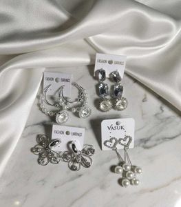4 pairs of Earring Bundle