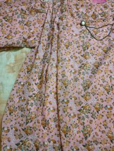 Floral Puff Sleeve Top 💗