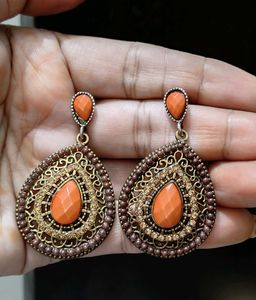beautiful and classy earrings