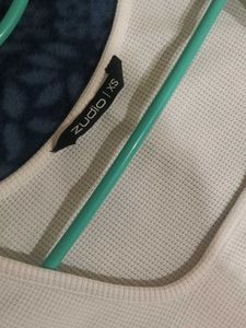 Zudio White Crop Top