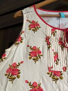 Peach Floral flowy top