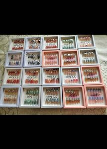 random Set Artificial Nails Fake Pretty Hands
