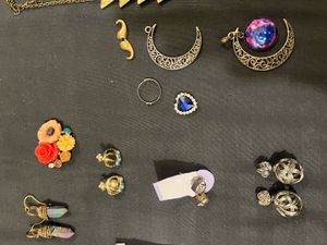 Set Of Broken And Old Jewellery Accessories